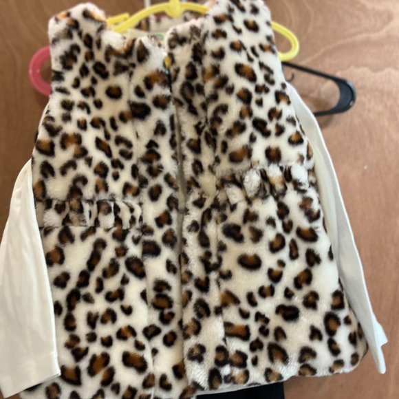 NWT Little Me size 4T Pant's / Top & Vest - Picture 2 of 2